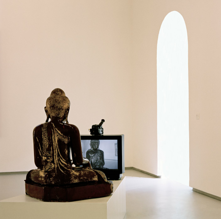 Nam June Paik, TV Buddha, 1985.