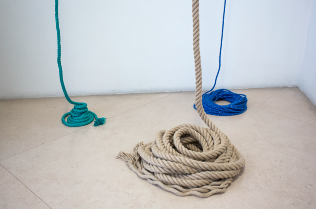Judith Hopf, Senza titolo, 2013. Courtesy l’artista e Kaufmann Repetto, Milano. In comodato a Madre - museo d’arte contemporanea Donnaregina, Napoli. Foto © Amedeo Benestante. | Judith Hopf, Untitled, 2013. Courtesy the artist and Kaufmann Repetto, Milano. On loan to Madre - museo d’arte contemporanea Donnaregina, Napoli. Photo © Amedeo Benestante.