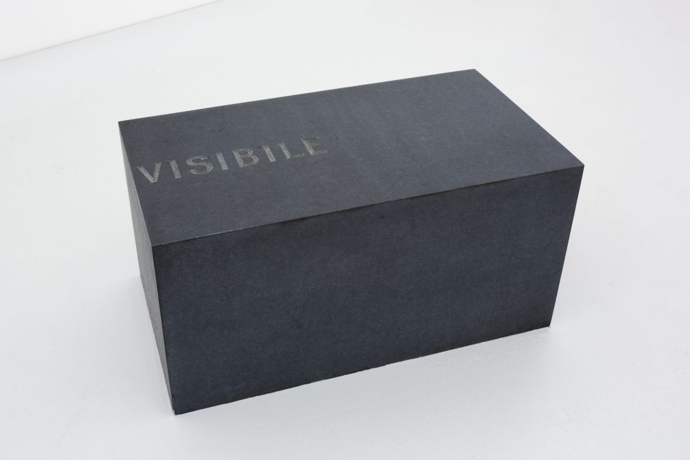 Giovanni Anselmo, “Invisibile”, 2007. Courtesy Archivio Anselmo & Tucci Russo Gallery, Turin. On loan to Madre · museo d’arte contemporanea Donnaregina, Naples. Photo © Amedeo Benestante.