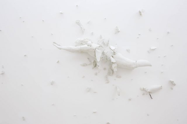 Luigi Mainolfi, "Senza titolo (Esploso)", 1978 (dettaglio). Collezione dell’artista. In comodato a Madre · museo d’arte contemporanea Donnaregina, Napoli. Foto © Amedeo Benestante. | Luigi Mainolfi, "Senza titolo (Esploso)," 1978 (detail). Artist collection. On loan to Madre · museo d’arte contemporanea Donnaregina, Napoli. Photo © Amedeo Benestante.