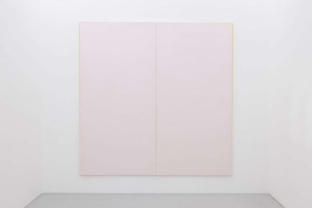Ettore Spalletti, Dittico rosa, 2011. Collezione Lia Rumma, Napoli. In comodato a Madre · museo d’arte contemporanea Donnaregina, Napoli. Foto © Amedeo Benestante. | Ettore Spalletti, Dittico rosa / Pink Diptych, 2011. Lia Rumma collection, Naples. On loan to Madre · museo d’arte contemporanea Donnaregina, Naples. Photo © Amedeo Benestante.