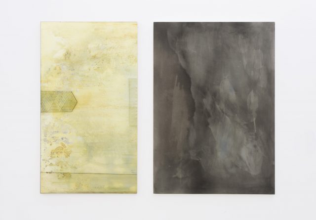 Pádraig Timoney, Untitled /Senza titolo, 2008. Collezione M. Cigrang, Antwerp; Broken two way mirror, n. 2 / Specchio bidirezionale rotto, n.2, 2009. Fabio Agovino collection, Naples. On loan to Madre · museo d