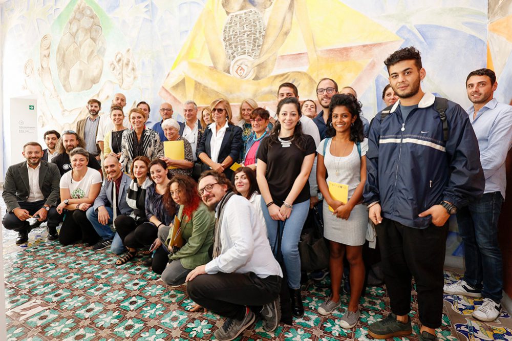 madre-napoli_18-ottobre-2018-nasce-io-sono-felice-il-nuovo-progetto-didattico-dedicato-allintegrazione-sociale_Gruppo presentazione Io sono Felice!