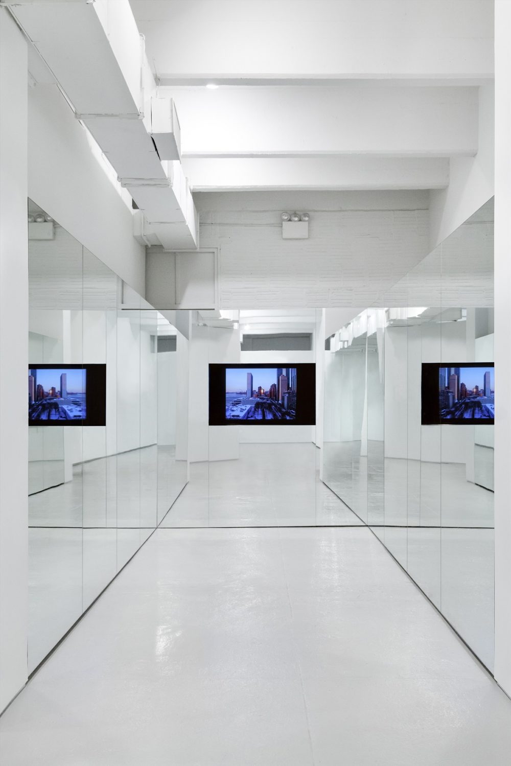 Hamilton: A Film by Liam Gillick, 2014 (still da video). Collezione Maja Hoffmann. Courtesy l’artista; Esther Schipper, Berlino; Maureen Paley, Londra.