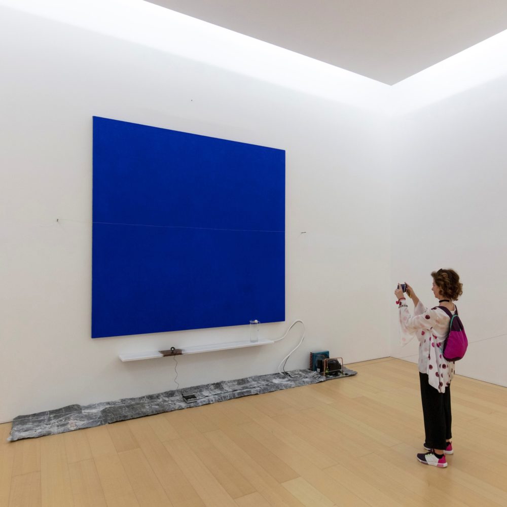 Pier Paolo Calzolari. "Painting as a Butterfly". Veduta della mostra al Madre, Napoli. Foto © Amedeo Benestante.