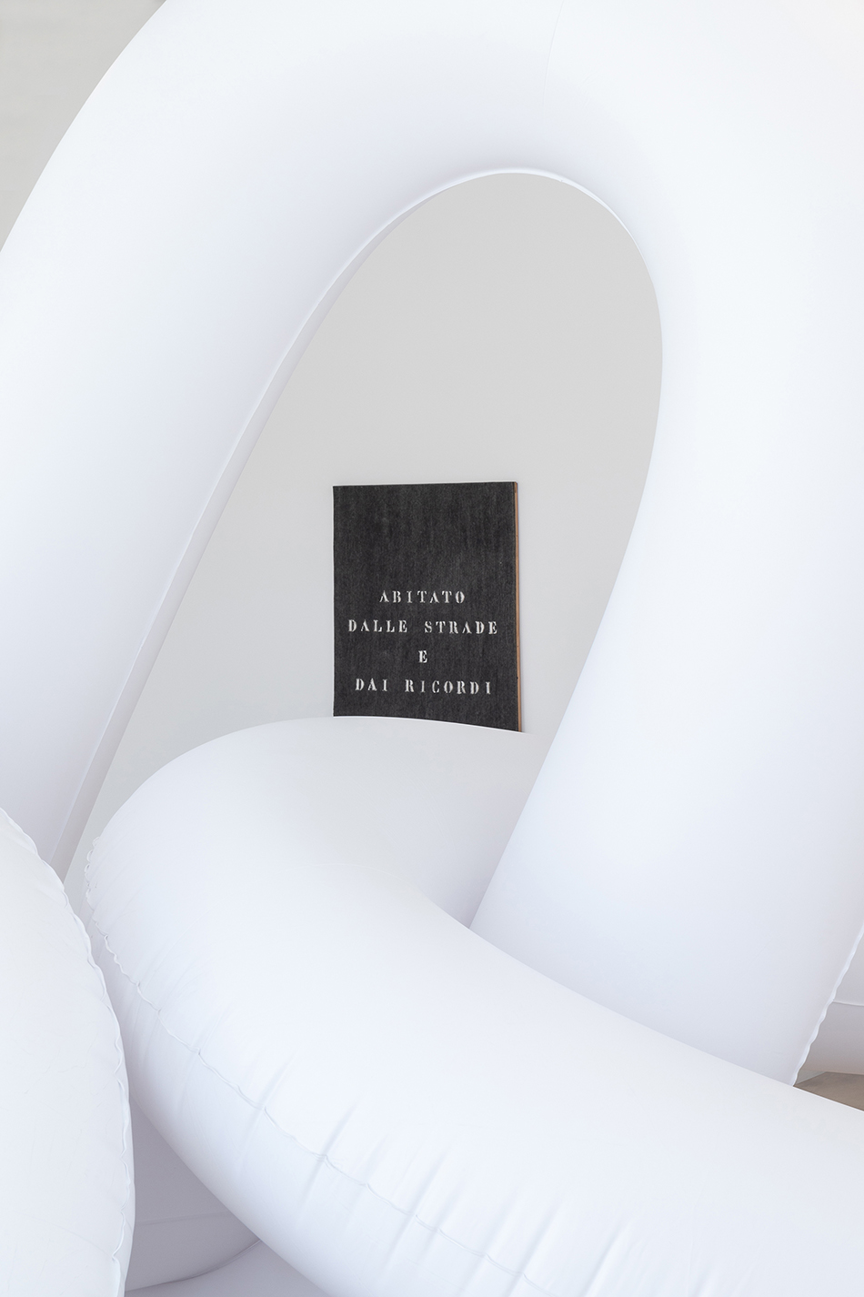 madre-napoli_the-remains-of-nothing_IMG_7238